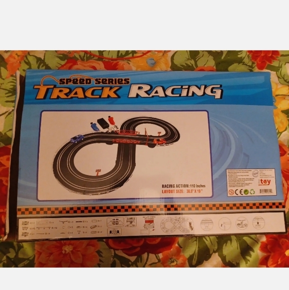 SPEED SERIES TRACK RACING LOLLIPOP TOYS FIGURE 8 LAYOUT SIZE 38.5" X 19" - Picture 2 of 3